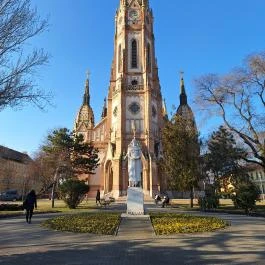 Szent László-szobor Budapest - Külső kép