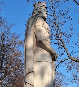 Szent László-szobor