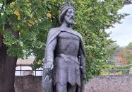 Szent László szobra Sümeg