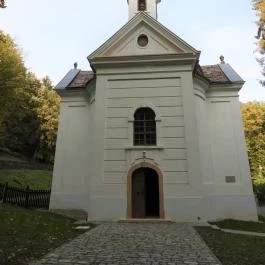 Szent László templom Püspökszentlászló - Külső kép