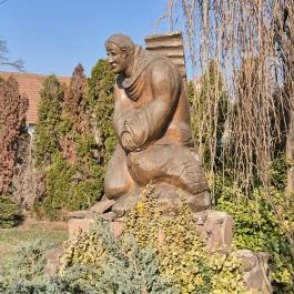 Szent Lőrinc faszobra Táplánszentkereszt - Külső kép