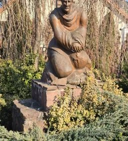 Szent Lőrinc faszobra