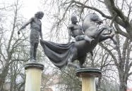 Szent Márton & a koldus szobor Nagymaros