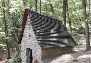 Szent Mihály erdei kápolna Visegrád