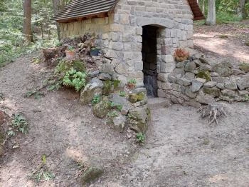 Szent Mihály erdei kápolna Visegrád