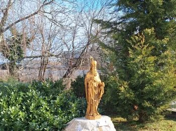 Szent Miklós püspök szobra Rábaszentmiklós