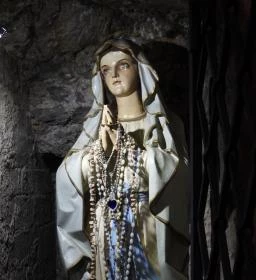 Szent Péter & Pál templom