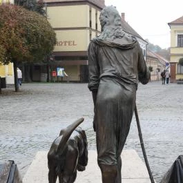 Szent Rókus szökőkút Szigetvár - Külső kép