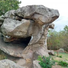 Szentbékkállai Kőtenger, Szentbékkálla - Külső kép