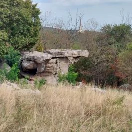 Szentbékkállai Kőtenger, Szentbékkálla - Külső kép