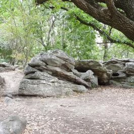 Szentbékkállai Kőtenger, Szentbékkálla - Külső kép