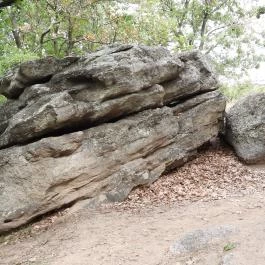Szentbékkállai Kőtenger, Szentbékkálla - Külső kép