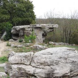 Szentbékkállai Kőtenger, Szentbékkálla - Külső kép