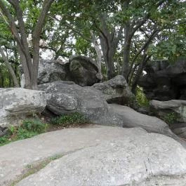 Szentbékkállai Kőtenger, Szentbékkálla - Külső kép