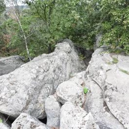 Szentbékkállai Kőtenger, Szentbékkálla - Külső kép