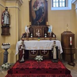 Szentháromság templom Feked - Belső