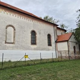 Szentháromság-templom Jobaháza - Külső kép
