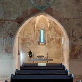 Szentháromság Templom, Velemér - Belső