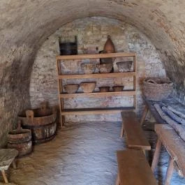 Szentjakabi Bencés Apátság Romkert Kaposvár - Belső