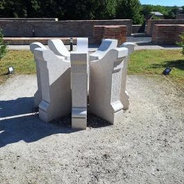 Szentjakabi Bencés Apátság Romkert Kaposvár - Egyéb