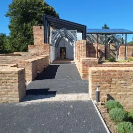 Szentjakabi Bencés Apátság Romkert Kaposvár - Külső kép