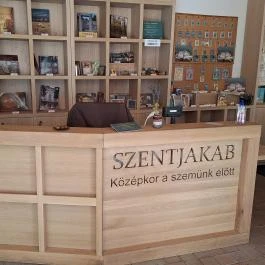 Szentjakabi Bencés Apátság Romkert Kaposvár - Belső