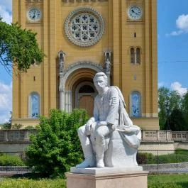 Szeplőtelen fogantatás templom, Fót - Külső kép
