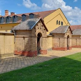 Szeplőtelen fogantatás templom, Fót - Külső kép