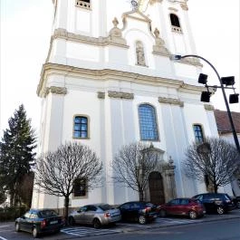 Szeplőtelen Fogantatás-templom Eger - Külső kép