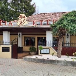 Szicilia Étterem és Pizzéria Dombóvár - Külső kép