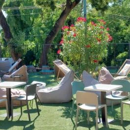 Szigliget Várudvari műjégpálya Szigliget - Külső kép