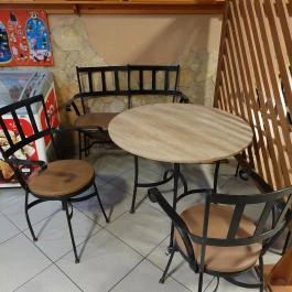 Szikla Kávézó Bugyi - Belső