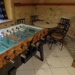 Szikla Kávézó Bugyi - Belső