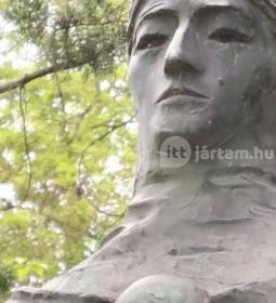 Szilágyi Erzsébet-emlékkút