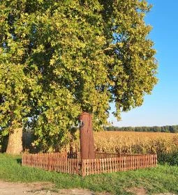 Szilonicsi emlékmű