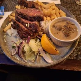 Szilvakék Paradicsom Budapest - Étel/ital