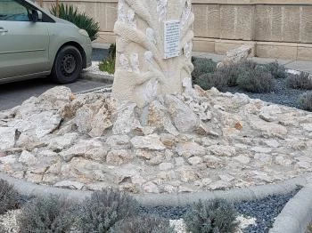 Szlovák letelepedési emlékmű Sóskút