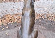 A szobrász kutyája Ábrahámhegy