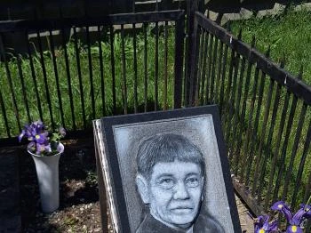Szögi Lajos emlékmű Olaszliszka