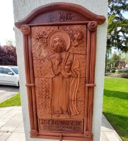 Szőlő és bor emlékoszlopa