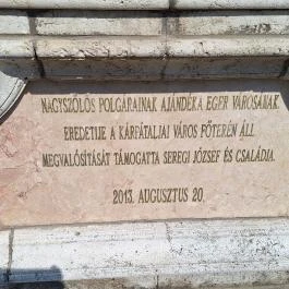 Szőlőt taposó lány szobra Eger Eger - Egyéb