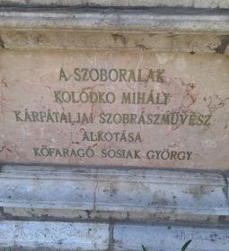 Szőlőt taposó lány szobra Eger