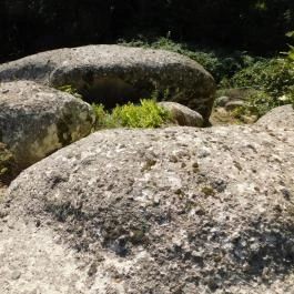 Szomolyai Kaptárkövek Szomolya - Külső kép