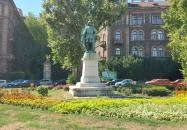 Szondi György szobra Budapest