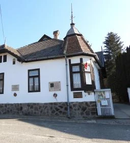 Szőnyi István Emlékmúzeum