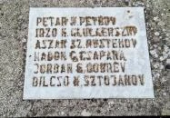 Szovjet emlékmű és hadisírok Szabás