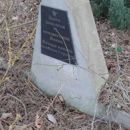 Szovjet hősi emlékmű Csabdi - Egyéb