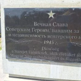 Szovjet hősi emlékmű, Perkáta - Egyéb