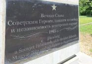 Szovjet hősi emlékmű Perkáta