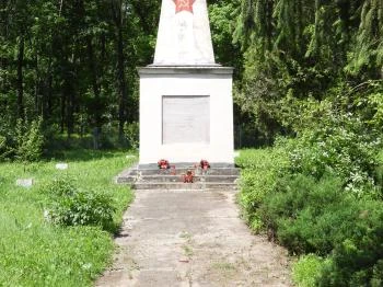 Szovjet katonai temető Lovasberény